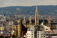 Blick vom Stephansdom auf das Wiener Rathaus
