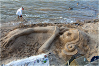 Thames Sand Art