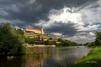 Schloss Melnik am Zusammenfluss von Moldau und Elbe