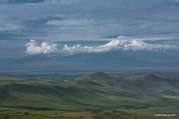 Blick auf den Ararat vom Charents-Bogen
