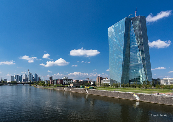 EZB und Blick auf die Stadt