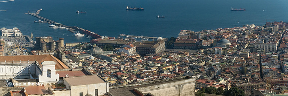 Neapel  - Blick vom Castel Sant'Elmo auf das Spanische Viertel