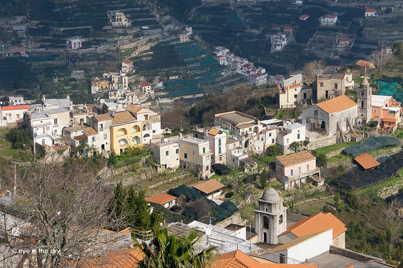 Blick von der Villa Rufolo auf Minori