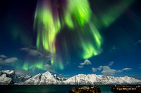 Norwegen, Polarlichter bei Spåkenes, Lyngenfjord